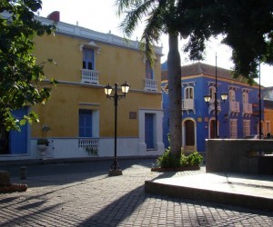 Plaza San Diego.  Fuente: Panoramio.com Por: daniel2003co